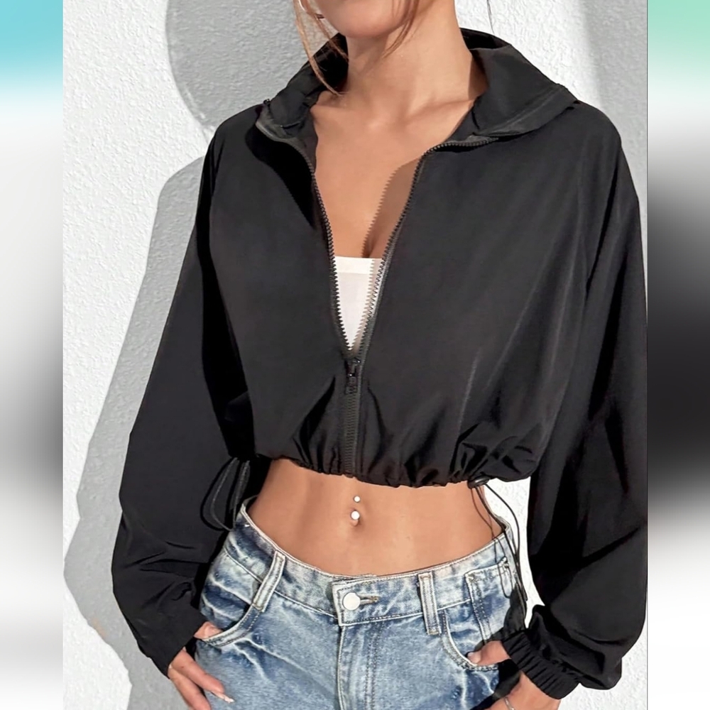 FOREVER 21 Cropped Ruched Zip Wind Breaker Jacket